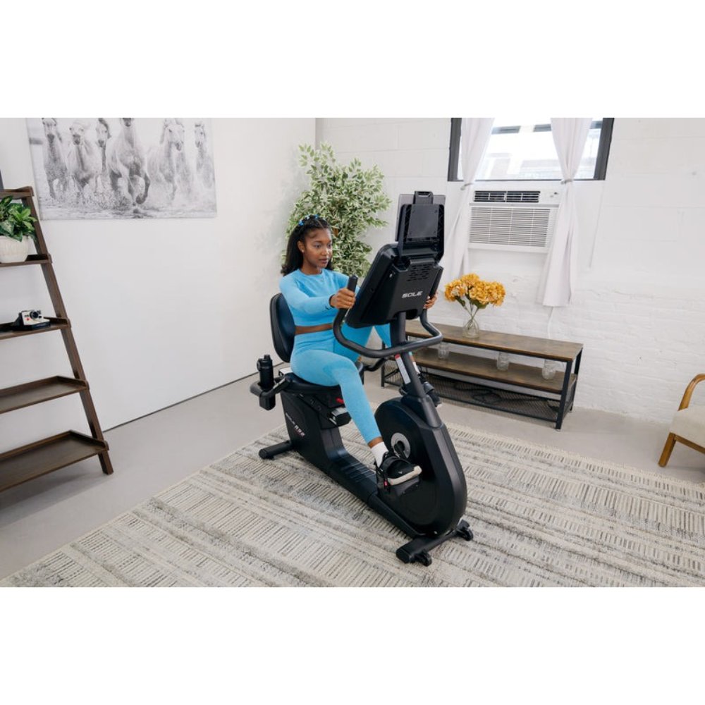 Sole R92 Recumbent Bike