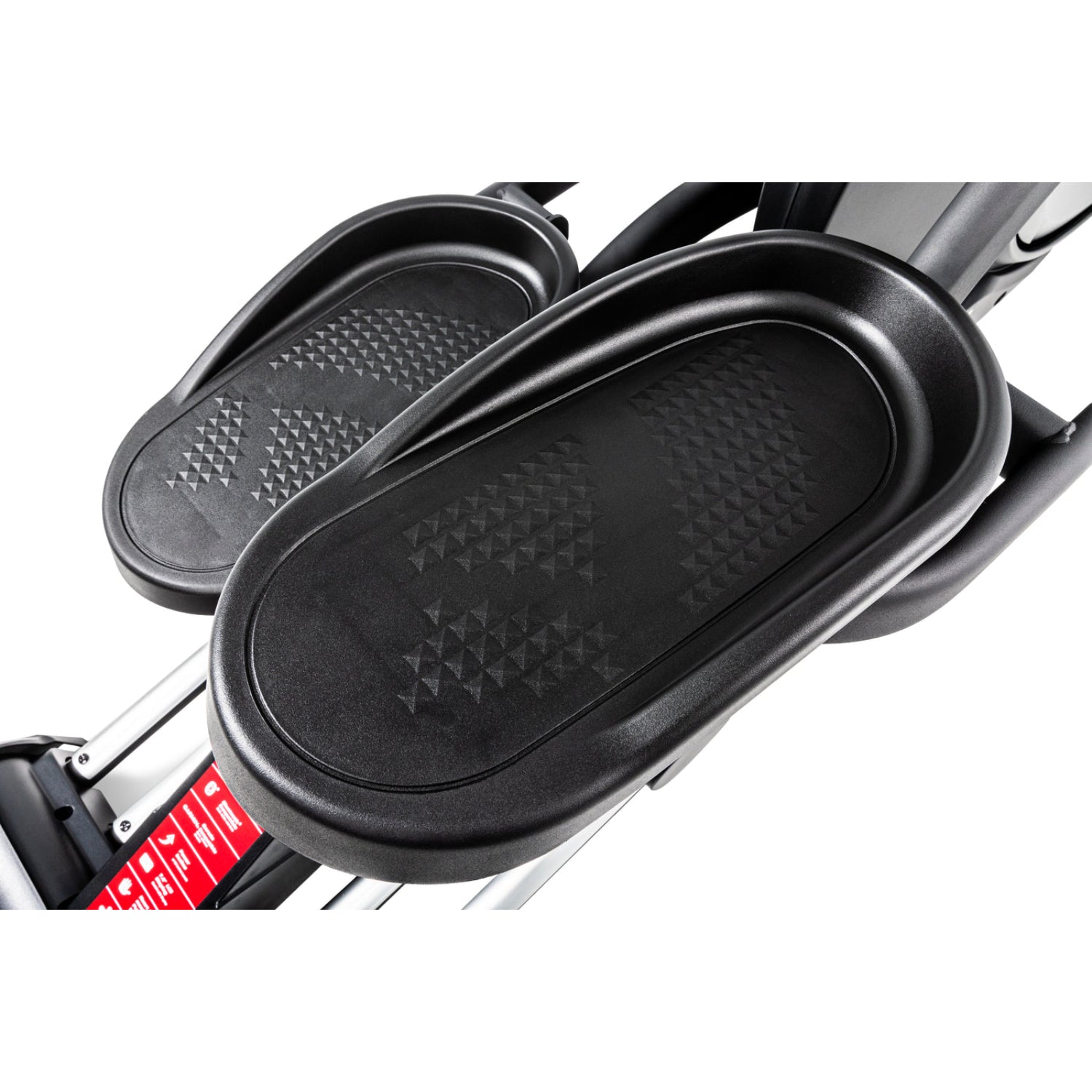Sole E25 Elliptical large foot pedals