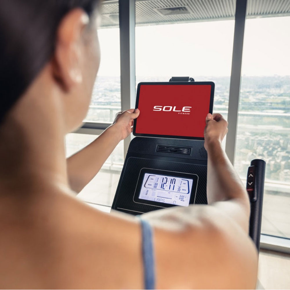 Sole E35 Elliptical wireless charging station