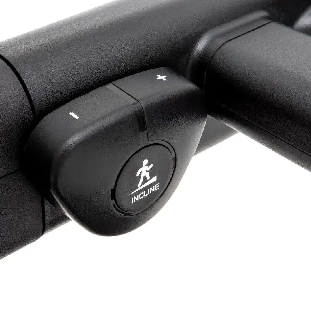 Sole TT8 Treadmill incline toggle