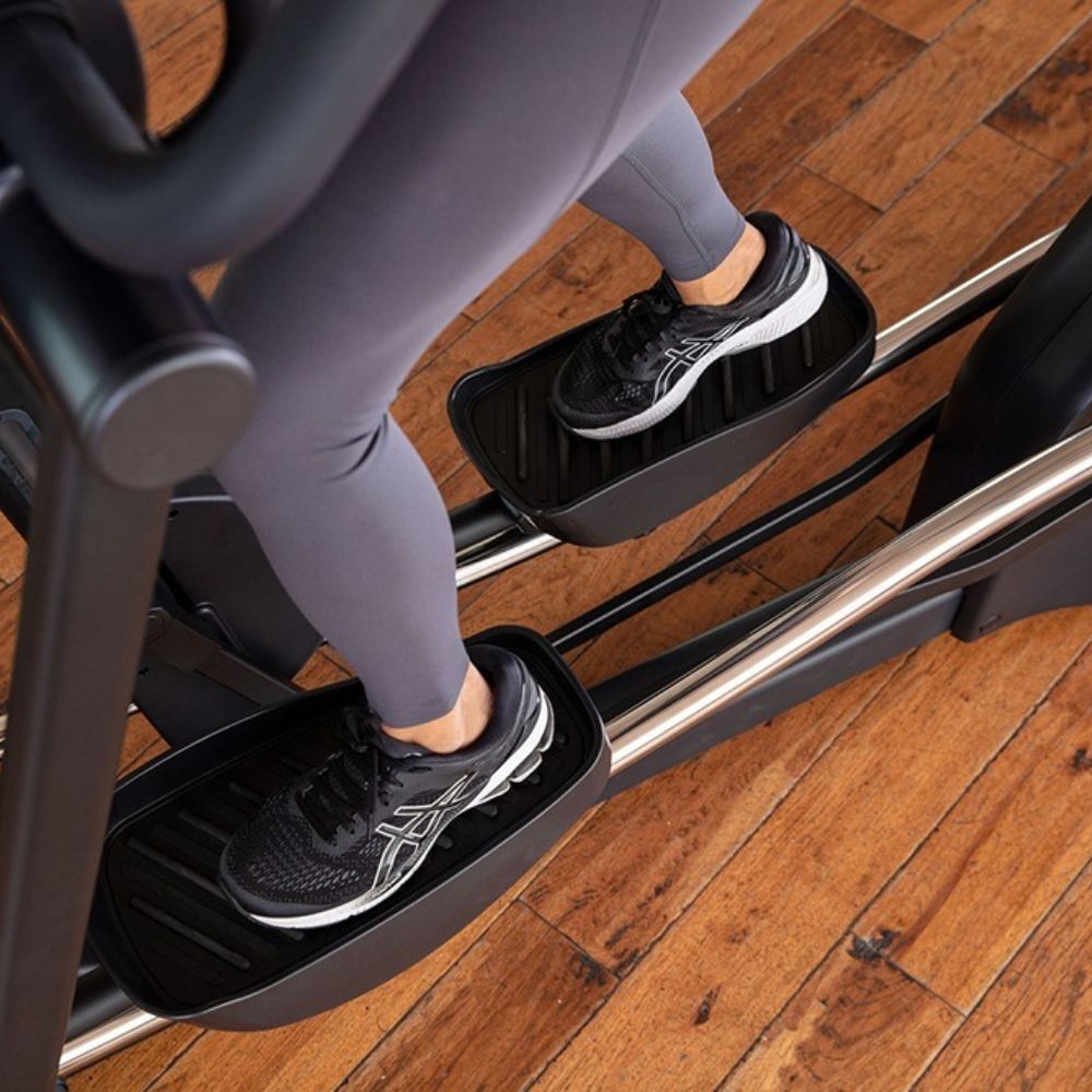 SportsArt E873 ECO-NATURAL™ Prime Elliptical