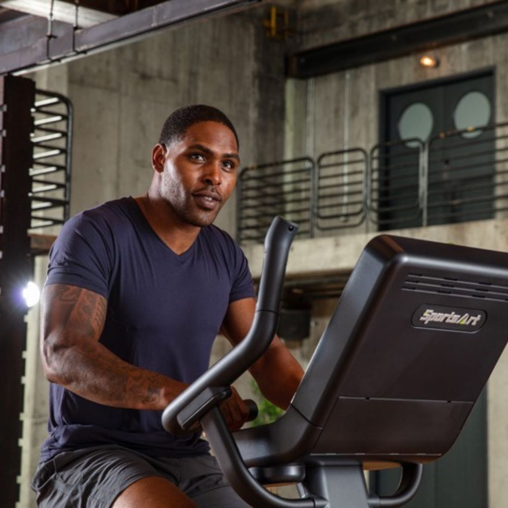 SportsArt G574U ECO-POWR™ Elite Upright Exercise Bike