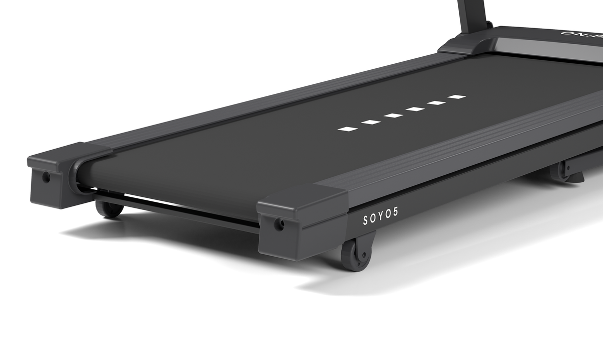 The SOYO 5 running belt and side rails from the walking end