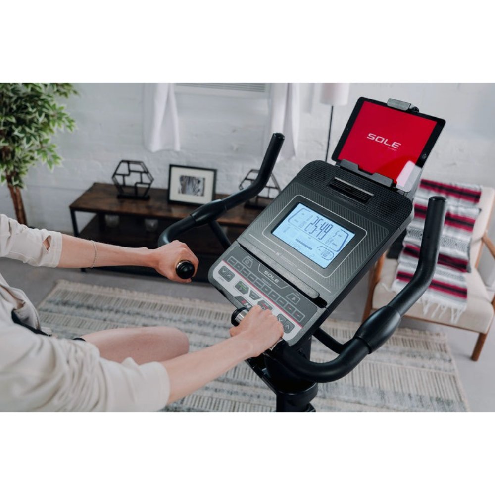 Sole B94 Upright Bike