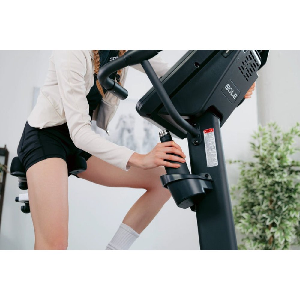 Sole B94 Upright Bike