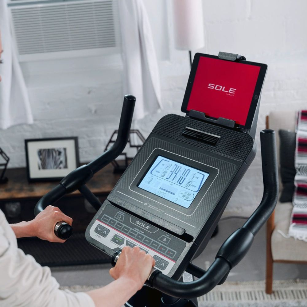 Sole B94 Upright Bike