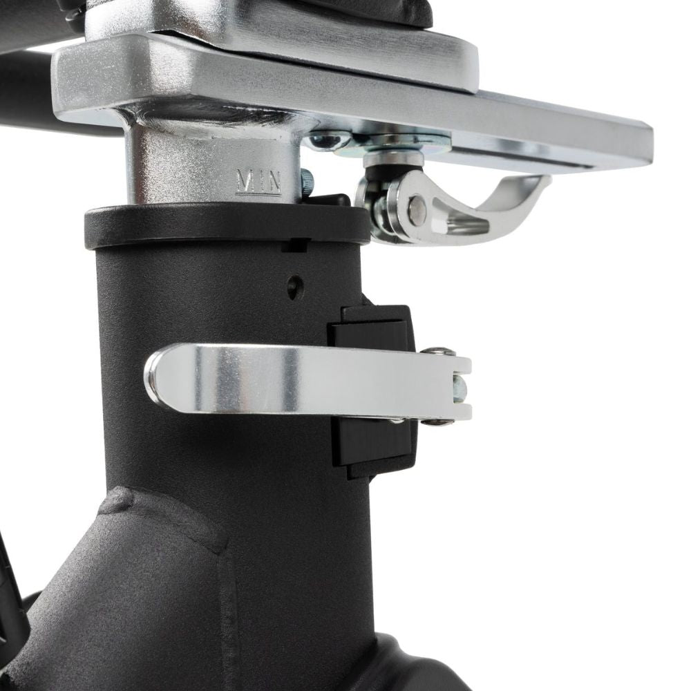 Sole SB900 Spin Bike