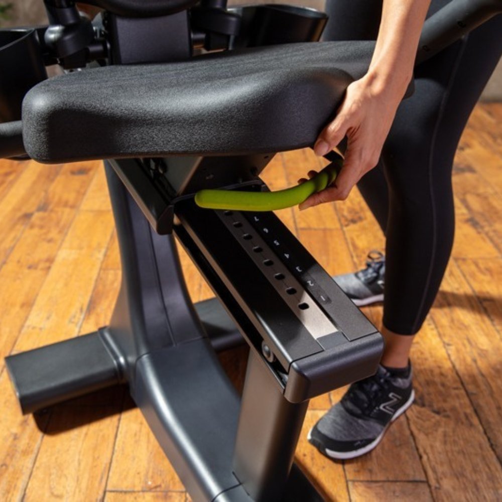 SportsArt G574R ECO-POWR™ Elite Recumbent Exercise Bike